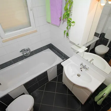 Apartment Ivana Makarska Exterior photo