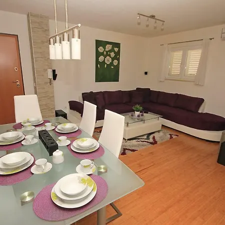Apartment Ivana Makarska Exterior photo